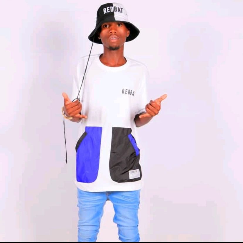 Wayindus phezulu - Cwelzn