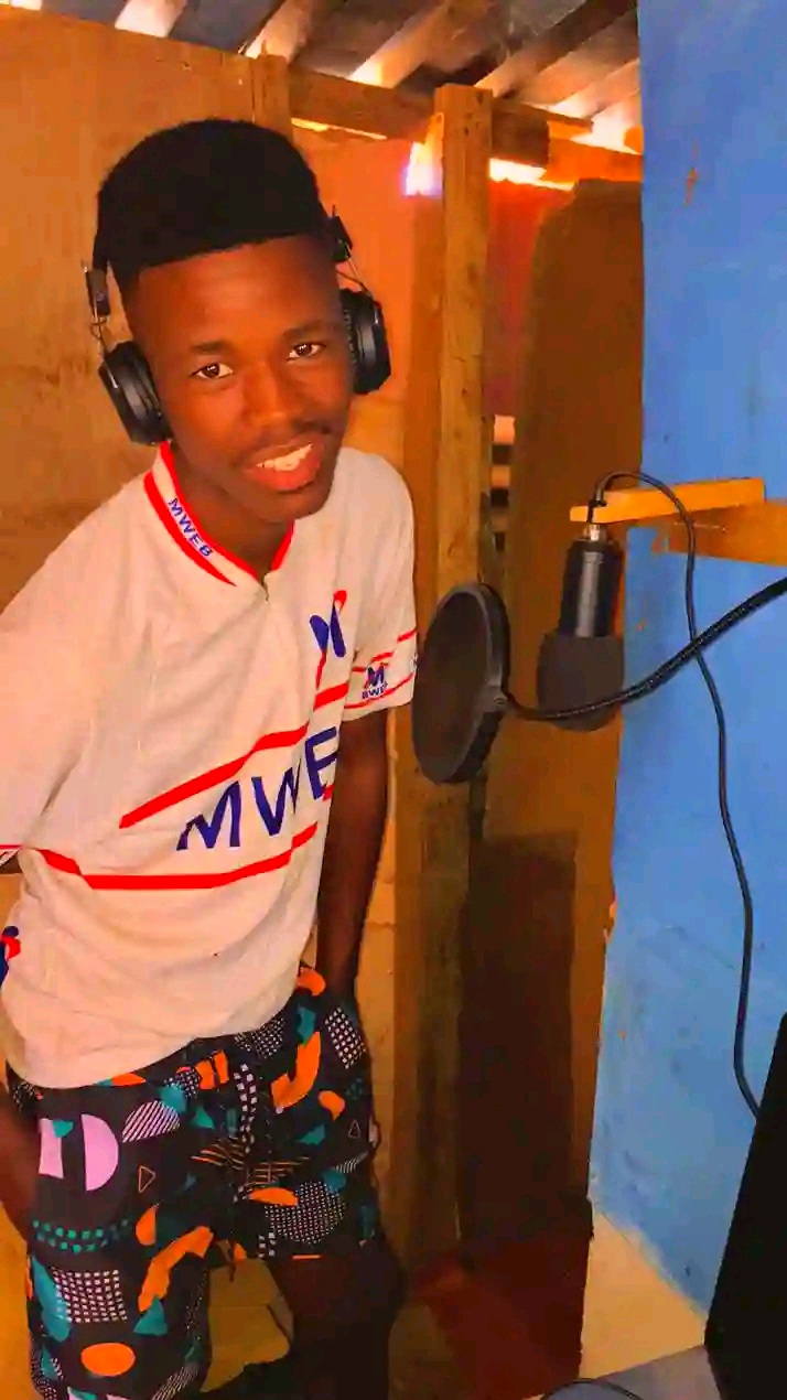 SIYAZIWISA - JuJu Wabantwana