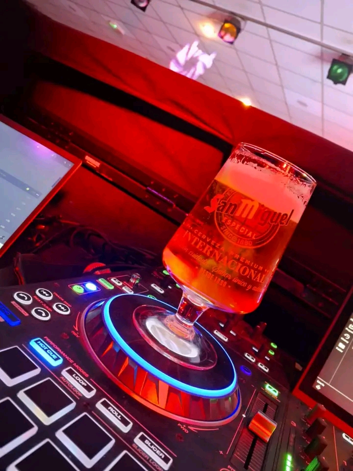 ONE MAN SHOW ACTIVATION MIX - Djphiwe