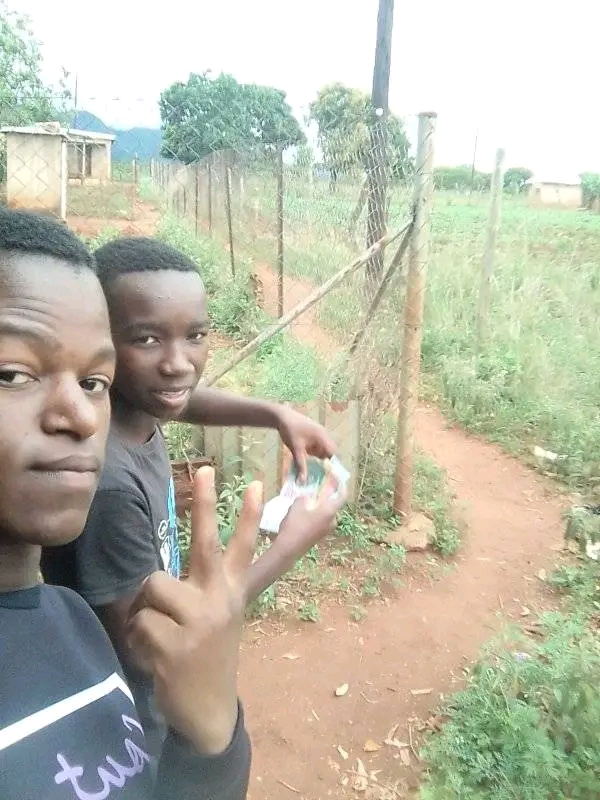 Usuku.olkhul - Sgubhu Mnotho-Limity rsa_FT_Abafana benkos