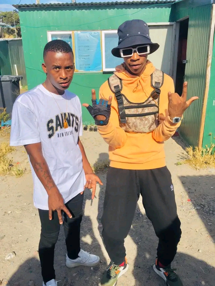 NDIYEKENI - P JAY X Angus X MSARA YIGAVI X APLA MAYEDE X BUJA Cyrex X ROCK