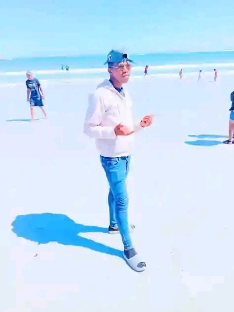Ntliziyo'buhlungu - sneezyCpt feat Ludah X