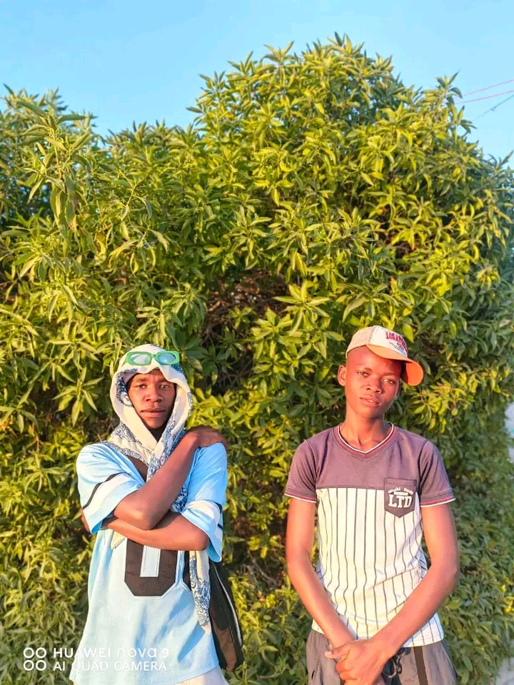 Lay Low ft simar_ Mr Ceek _blaq G - Mr ceek