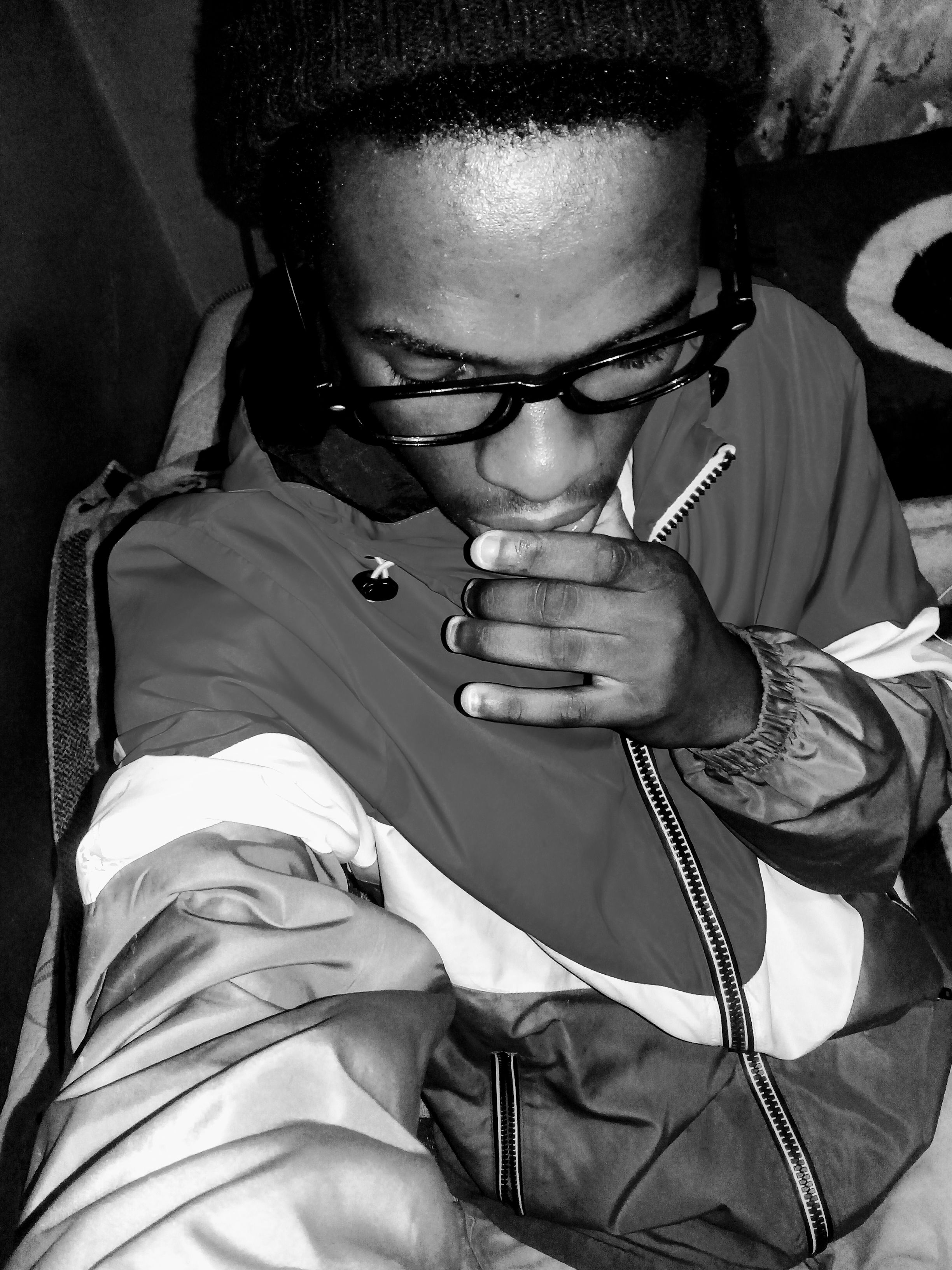 Ayihlale phansi - Tyler Brown